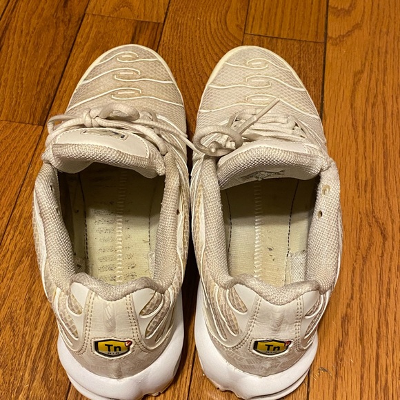 Mens Nike Air Max Plus 'Sail' White Cream Sneakers AR4251-100 Size 9.5 - Picture 3 of 7